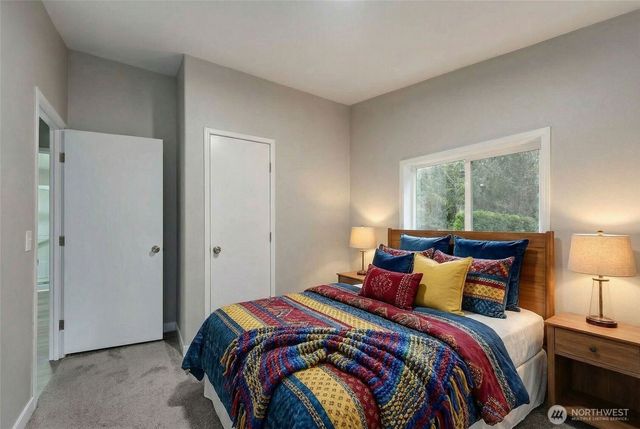 190 E Barnsby Place, Shelton, WA 98584