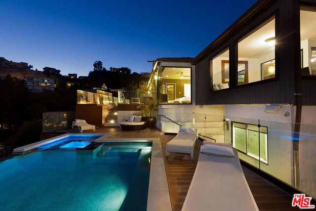 1733 SUNSET PLAZA Drive, West Hollywood, CA 90069