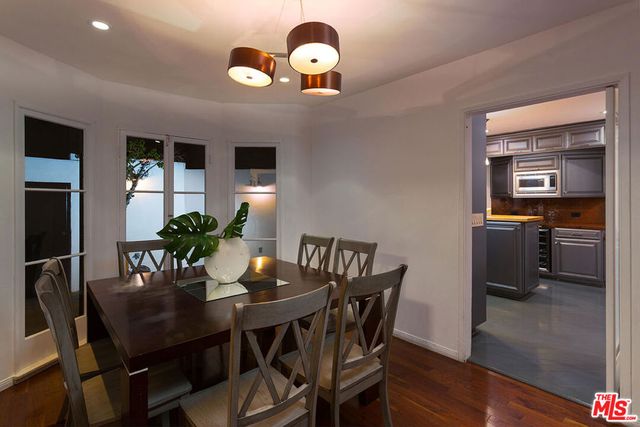 1733 SUNSET PLAZA Drive, West Hollywood, CA 90069