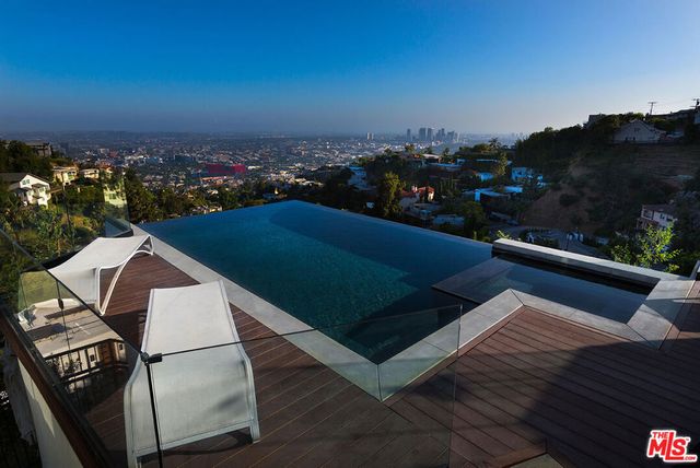 1733 SUNSET PLAZA Drive, West Hollywood, CA 90069