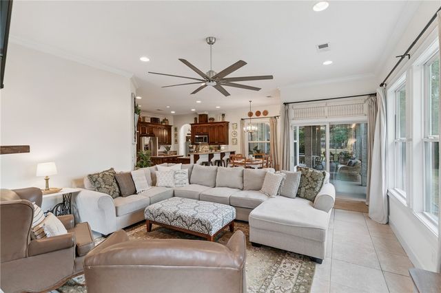 139 Fiddlers Cove Drive, Kingsland, GA 31548