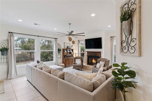 139 Fiddlers Cove Drive, Kingsland, GA 31548