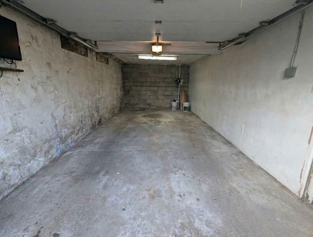 12 James St, Winchester, MA 01890