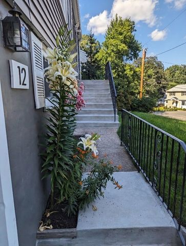 12 James St, Winchester, MA 01890