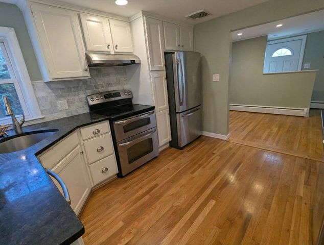 12 James St, Winchester, MA 01890