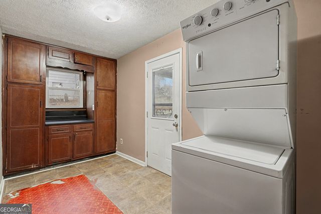 1995 Matt Drive, Austell, GA 30168