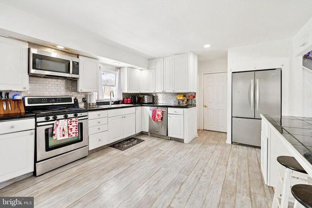 748 COOPERLANDING RD, Cherry Hill, NJ 08002