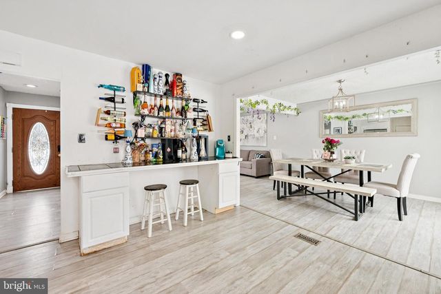 748 COOPERLANDING RD, Cherry Hill, NJ 08002