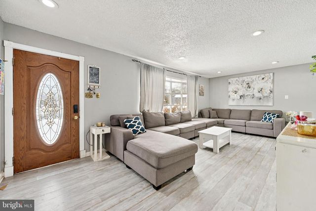 748 COOPERLANDING RD, Cherry Hill, NJ 08002