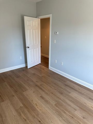 5-7 Sturtevant Ave. 1R, Norwood, MA 02062