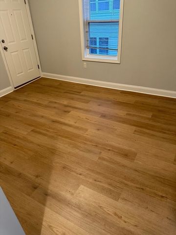 5-7 Sturtevant Ave. 1R, Norwood, MA 02062