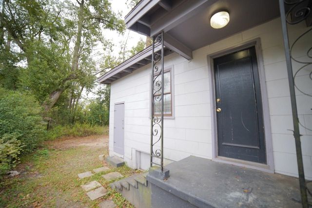 2031 Holmes Street, Tallahassee, FL 32310