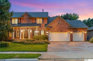 907 Woodland Avenue, Papillion, NE 68046