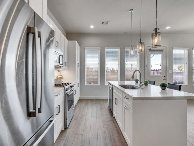 5702 Rucio Lane, Houston, TX 77092