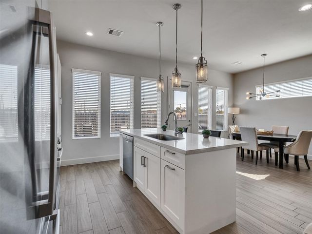 5702 Rucio Lane, Houston, TX 77092