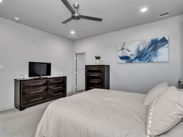 5702 Rucio Lane, Houston, TX 77092