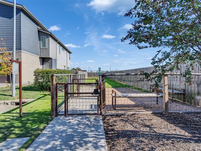 5702 Rucio Lane, Houston, TX 77092