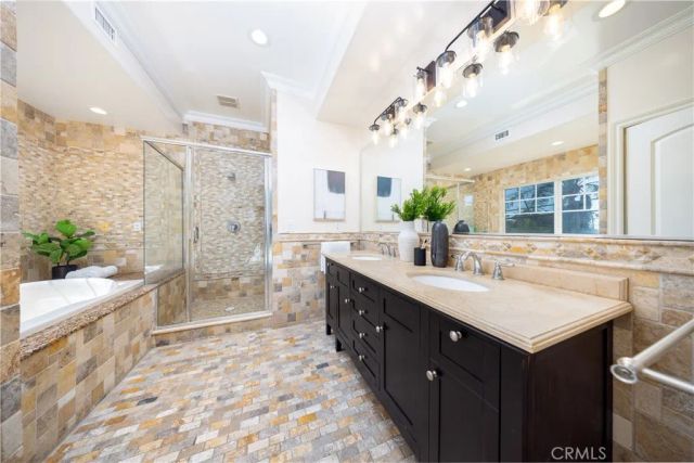134 S Greenwood, Pasadena, CA 91107