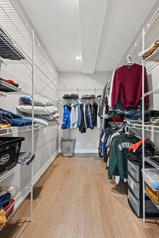 6246 N Pulaski Road 204, Chicago, IL 60646