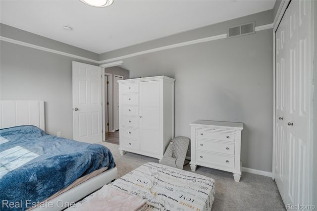 2590 Oakham Court, Canton Charter Township, MI 48188