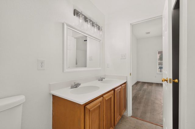 1512 Rowan Avenue, Dallas, TX 75223