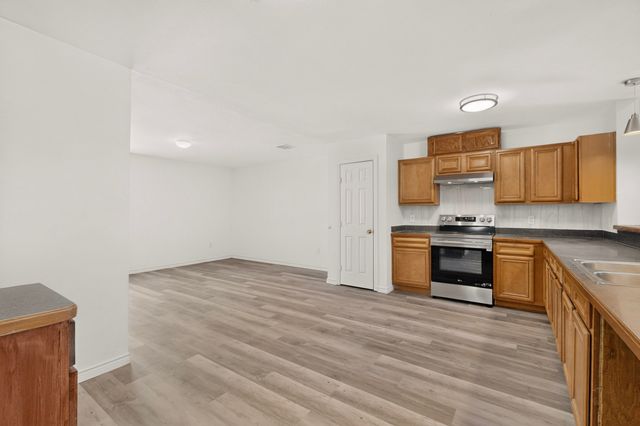 1512 Rowan Avenue, Dallas, TX 75223