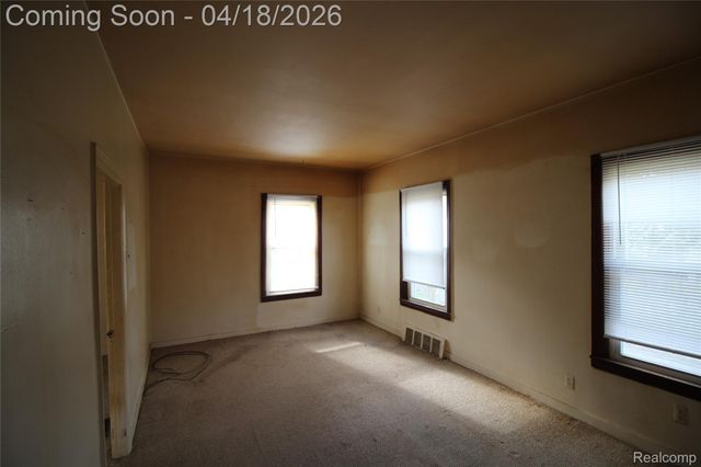 120 E Lafayette Street, Milford Village, MI 48381