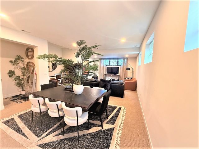 2835 W Division Street 1W, Chicago, IL 60622