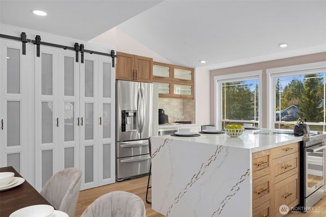 18424 135th Place SE, Renton, WA 98058