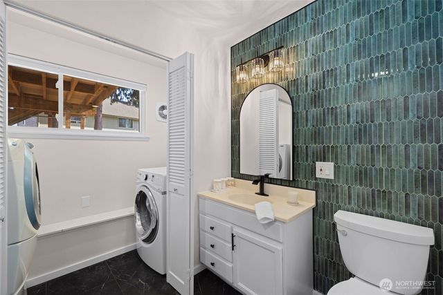 18424 135th Place SE, Renton, WA 98058