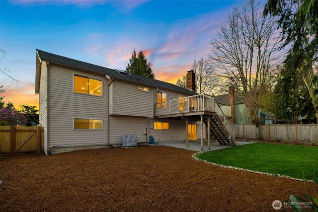 18424 135th Place SE, Renton, WA 98058