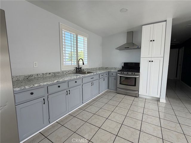 2529 Senta, Commerce, CA 90040