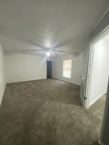 410 Pleasure Land Road, Gun Barrel City, TX 75156