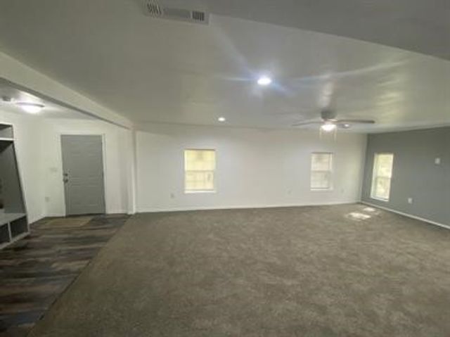 410 Pleasure Land Road, Gun Barrel City, TX 75156