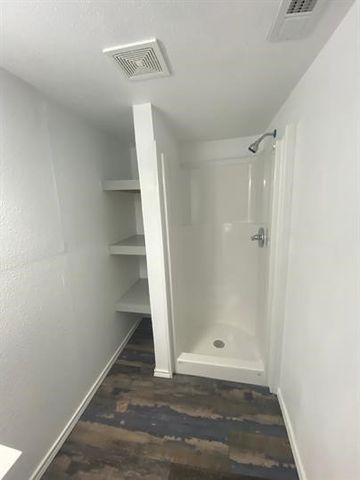 410 Pleasure Land Road, Gun Barrel City, TX 75156