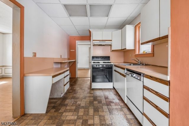 192 New St, Belleville Twp., NJ 07109