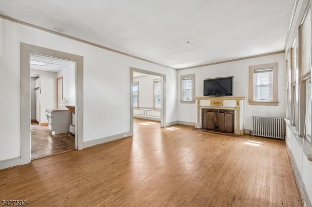 192 New St, Belleville Twp., NJ 07109