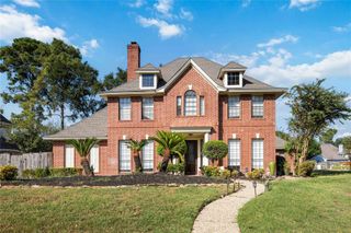 5211 Gladehill Drive, Houston, TX 77345