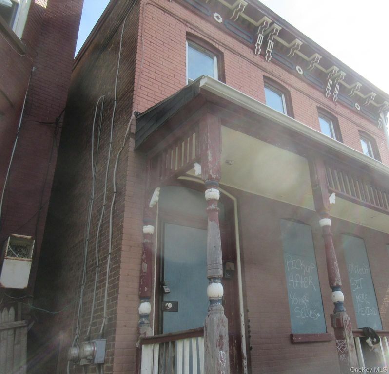 84 Benkard Avenue, Newburgh, NY 12550 — photo 3