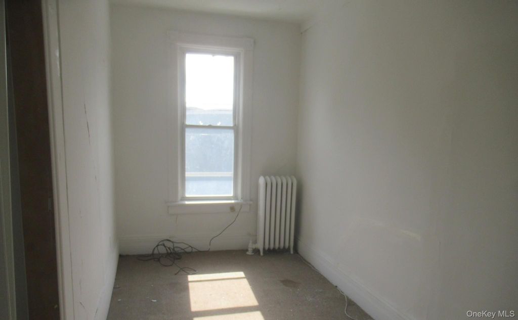 84 Benkard Avenue, Newburgh, NY 12550 — photo 5