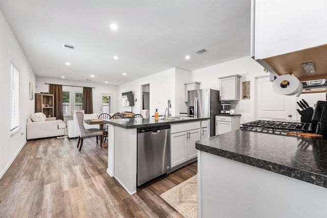 24214 Montcliff Bend Lane, Spring, TX 77373