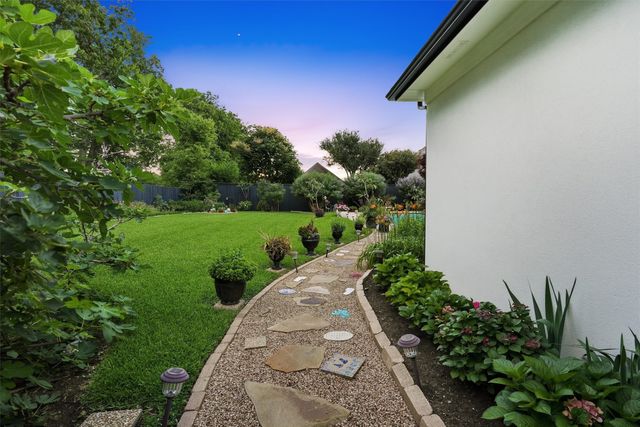 107 Nob Hill Lane, Ovilla, TX 75154