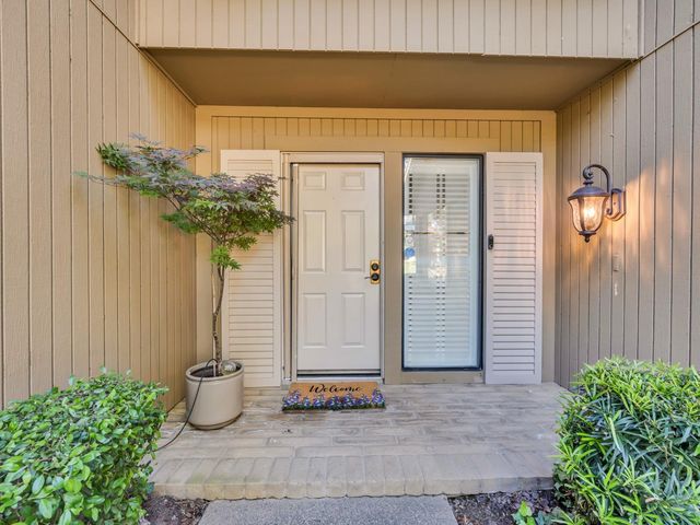 11303 Gold Country Blvd, Gold River, CA 95670