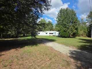 742 SE Hebron Dr., Conway, SC 29527