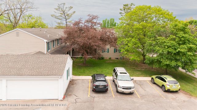1628 Peppertree Lane 20, Lansing, MI 48912
