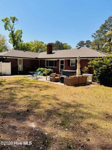 302 Oak Drive, Washington, NC 27889