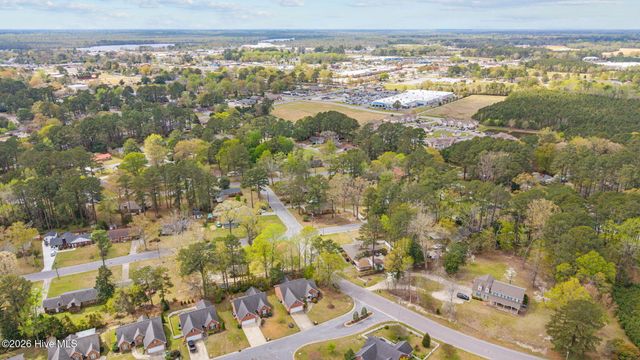 302 Oak Drive, Washington, NC 27889