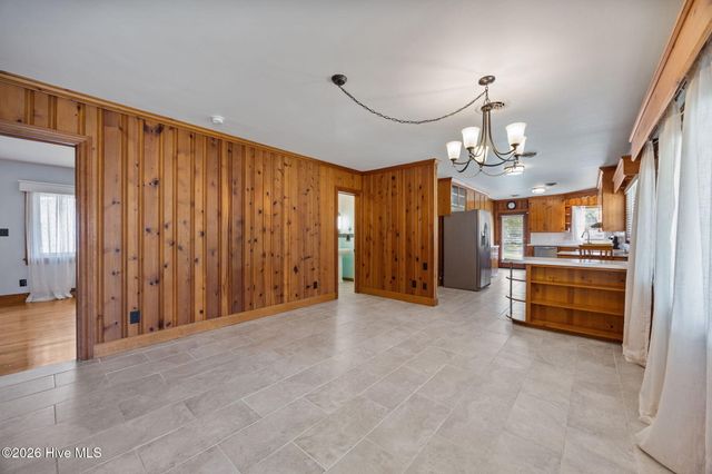 302 Oak Drive, Washington, NC 27889