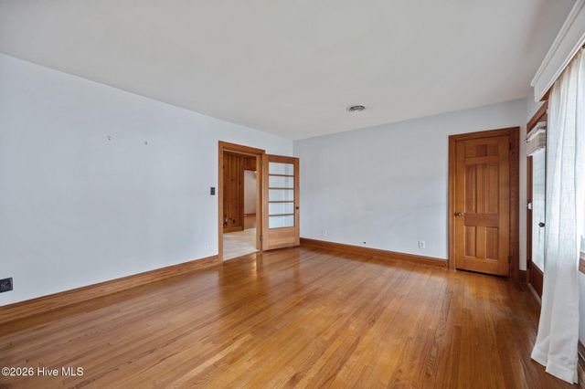 302 Oak Drive, Washington, NC 27889