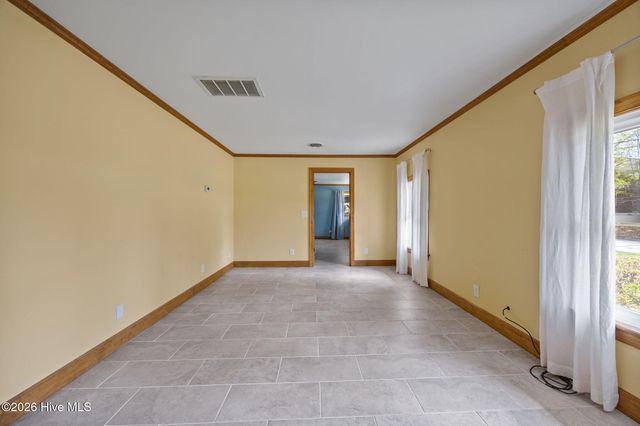 302 Oak Drive, Washington, NC 27889